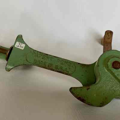 Blue Streak Pea Sheller
