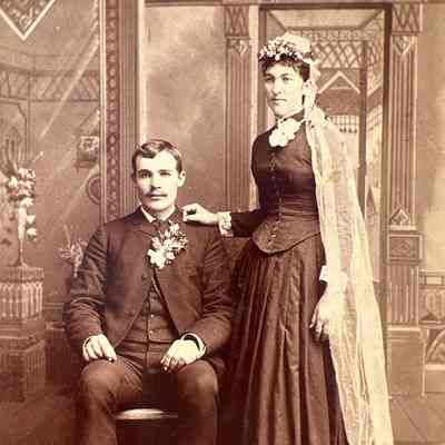 Bohnsack family: Phillip & Dorothea (Rediske) Bohnsack, 1878 pioneers in Bohnsack Township, Traill County, DT