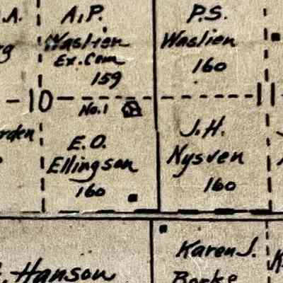 1900 map, portion of Norway Township, Traill County, North Dakota: Norway School No. 1 was located in the SE Qtr. of Sect. 10