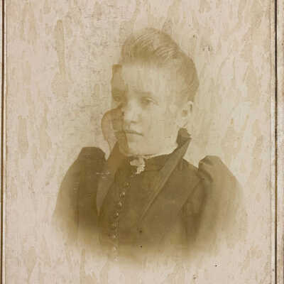 Unknown girl