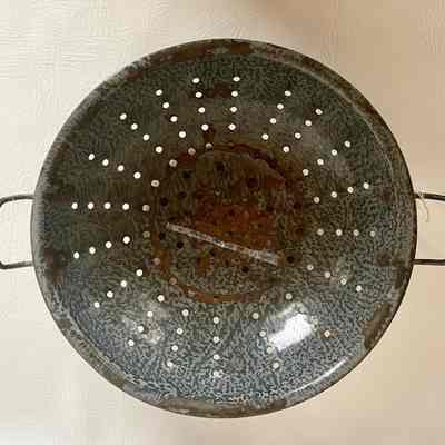 Strainer used by Mrs. Andreas Molvig