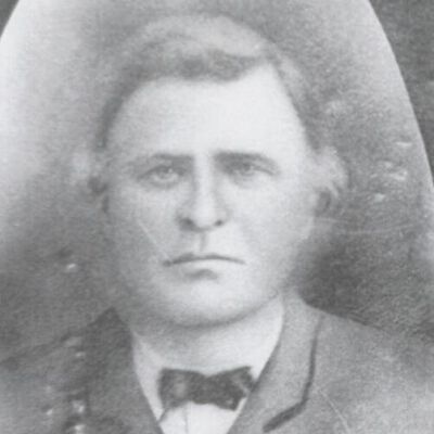 Swenson family: Knud and Mari (Solum) Swenson, 1885 settlers in Norway Township, Traill County, Dakota Territory