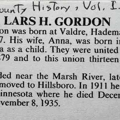 Family histories, Traill County History 'Yesteryears', Vol. I, page 64: Lars H. Gordon
