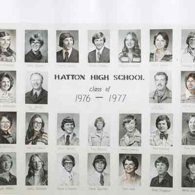 Hatton High School: Class of 1977 graduating students