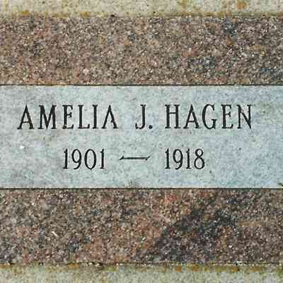 Photo of grave-marker for Amelia 'Molly' Hagen, Riverside Cemetery, Hillsboro, ND: Photo courtesy Jackie (Ausk) Baumgartner, Jackie's great great aunt