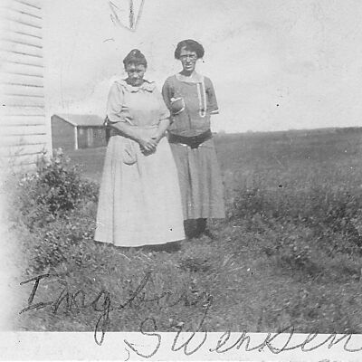 Ingeborg Swenson with friend, Mary Dunn, of Hillsboro, ND