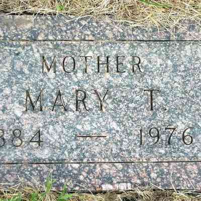 Grave-marker photo, St. Rose of Lima Catholic Cemetery, Hillsboro, ND: Mary T. (Schreiner) Beitz, photo courtesy US Find-a-Grave