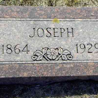 Photo, grave-marker, Joe McNeilly, courtesy Find-a-Grave: Cemetery, Hunter, ND