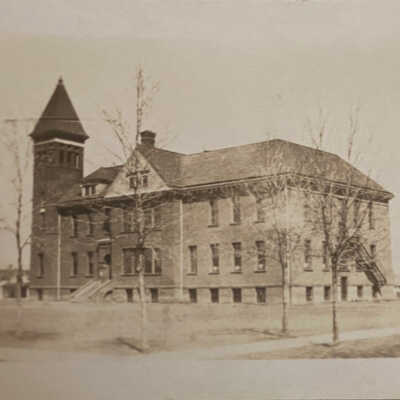 Hillsboro School in 1916