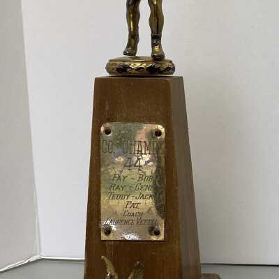 1944 County Boys Basketball Champs
Players & Coach name listed