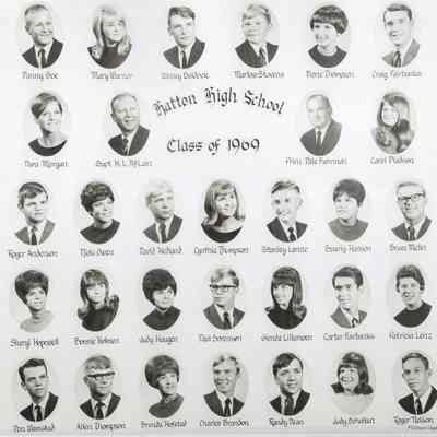 Hatton High School: Class of 1969 graduating students