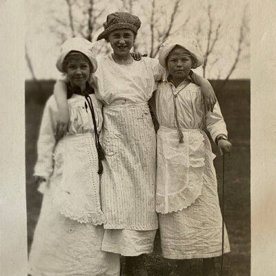 Elvina Sylte, Elise Foogman & Bernice Howard