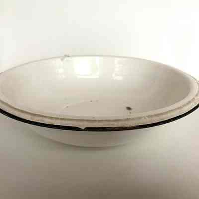 Enameled Wash Basin