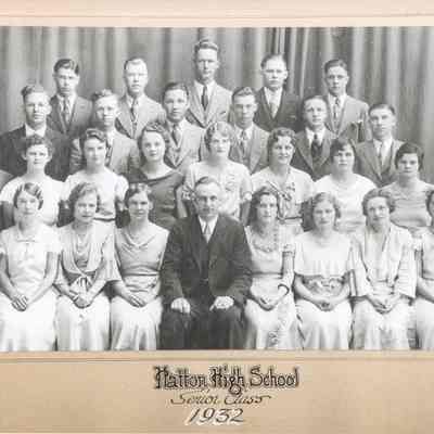 Hatton High School 1932 Class list & photo
