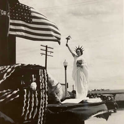 Parade Float - Statue of Liberty