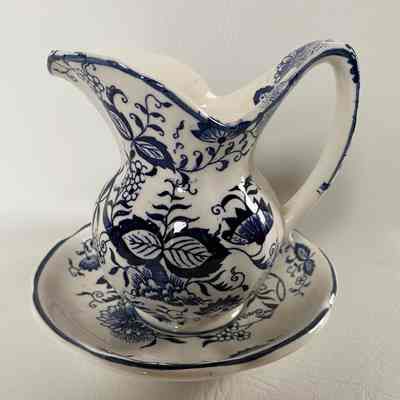 Small Bowl & Pitcher