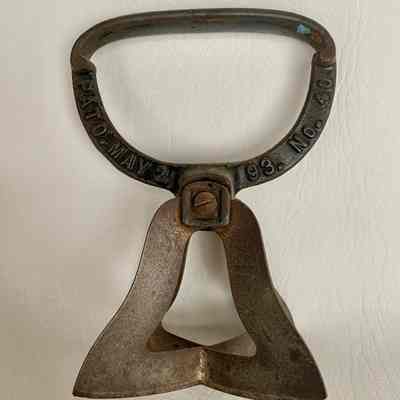 Four Blade Food Chopper - Patent May 2, 1893
