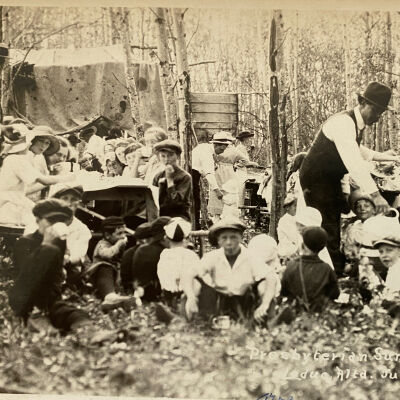 Postcard photo of a Presbyterian Sunday School picnic held on 11 July 1923 at Leduc, Alberta, Canada