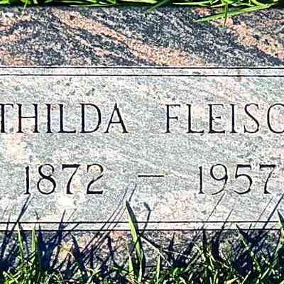 Grave-marker, Mathilda (Tillie) Fleischer: Hillsboro Cemetery, courtesy US Find-a-Grave