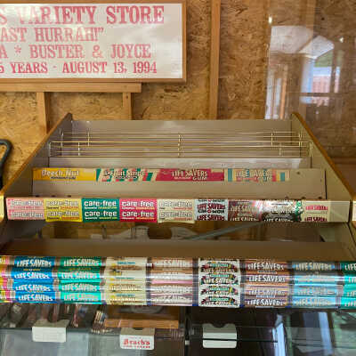 Lifesaver/Chewing Gum Display