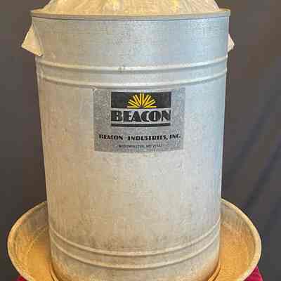 Poultry Water Fountain & Chick Waterer