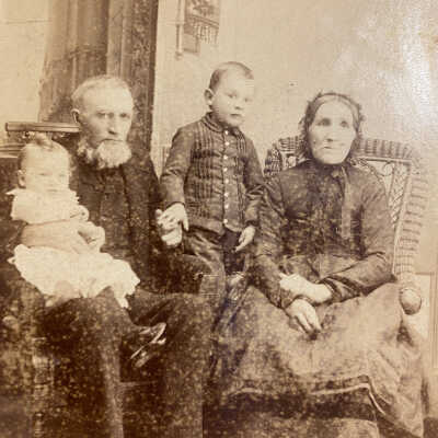 Mr. & Mrs. John Bohnsack & Grandchildren