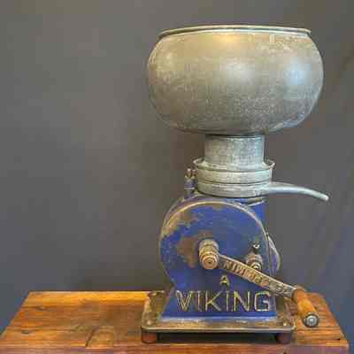 Viking Cream Separator