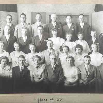 Hatton High School 1935 Class list & photo