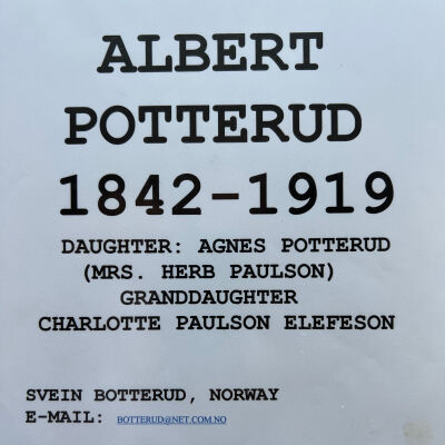 Potterud family: Albert and Charlotte (Floberg) Potterud, 1875 settlers by Caledonia, Traill County, Dakota Territory