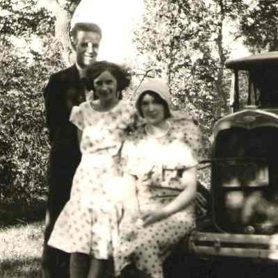 City Park, Hillsboro, ND: Likely Luella and Hazel Leet, daughters of Martin and Sarah Leet, with Lloyd Figenskau, son of Jens and Louise Figenskau. [no writing on back of photo]