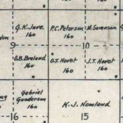 1900 map of a portion of East Buxton (Stavanger) Township, Traill County, ND: Ole Thorson Hovet land in the SW Qtr. of Sect. 10