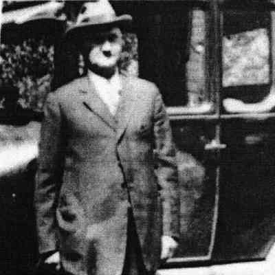 Photograph, courtesy of GG, Ancestry.com Rose/Menzer Family Tree, added 16 Jan. 2013: Photo of Olaus (Ole Eriksen) Kamphaug