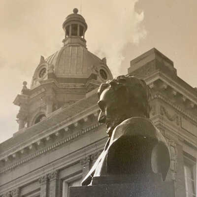 Traill County Courthouse Dome & Lincoln Statue