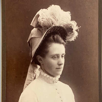 Unknown Woman