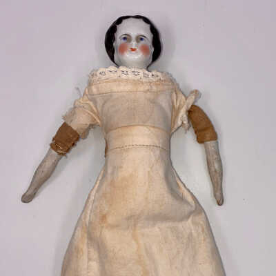 9 1/2 "Doll