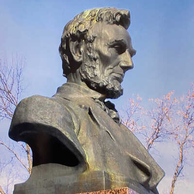 Lincoln Statue, Traill County Courthouse, Hillsboro, ND, and Olso, Norway