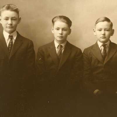 Sons of John and Clara (Skeie) Fosen