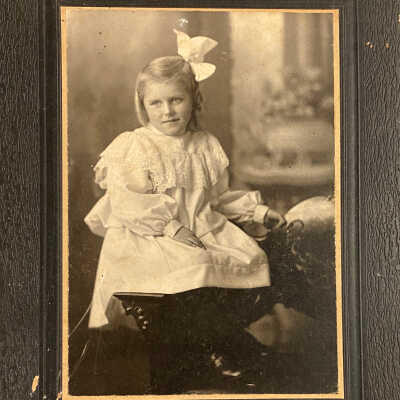 Unknown Girl