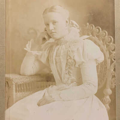 Unknown Girl