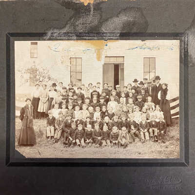 Caledonia School before 1909