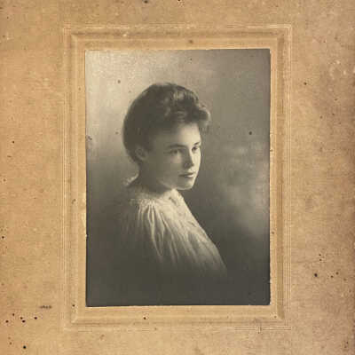 Laura C. Harstad