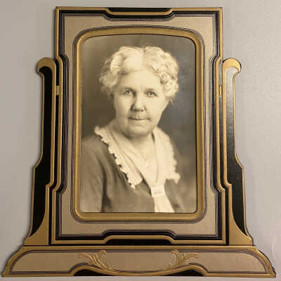 Thelma (Mrs. George Olson) Hovet