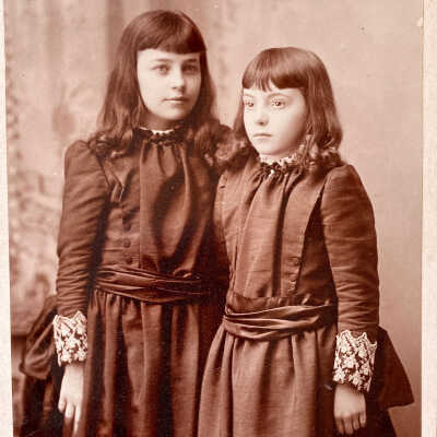 Maud and Ida Plummer - Nieces of Amos & Lillie Plummer