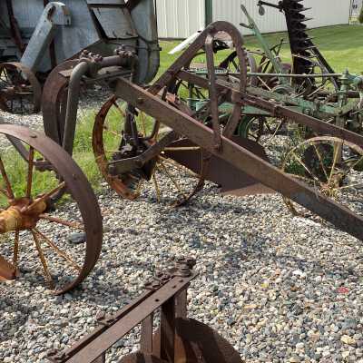 International Harvester Sub-soil tiller - Wheel Lift