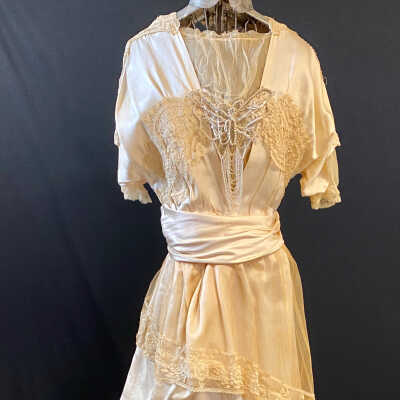 1914 Wedding Dress of Mrs. Lynn Redmon (Clara Sophia Elken) Sarles Sr.