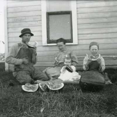 1914 Photo of Andre Family