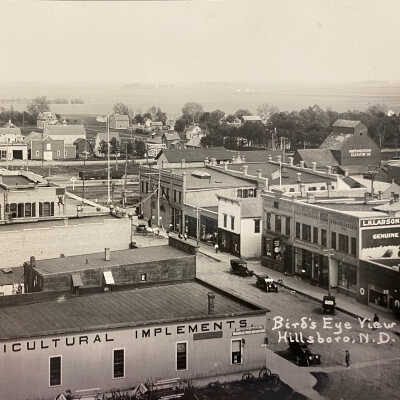 Postcard - Bird’s Eye View, Hillsboro, ND