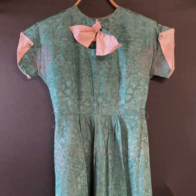 1951 Dress owned by Gloria Linder (Mrs. Ronald Porter)