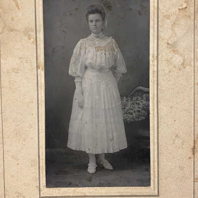 Unknown Woman