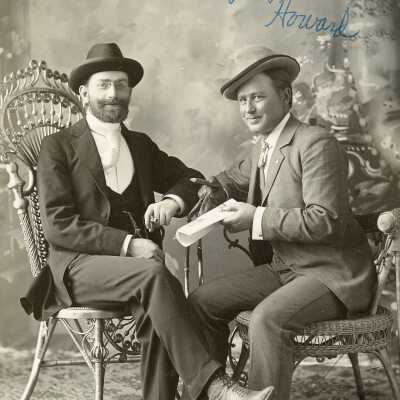 Unknown Man & Jorgen Howard